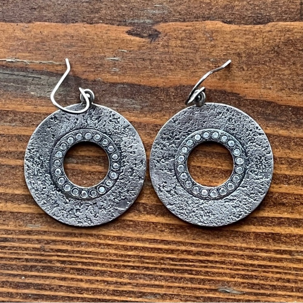 Silpada W1871 Retired sterling Silver Earrings-Gorgeous!